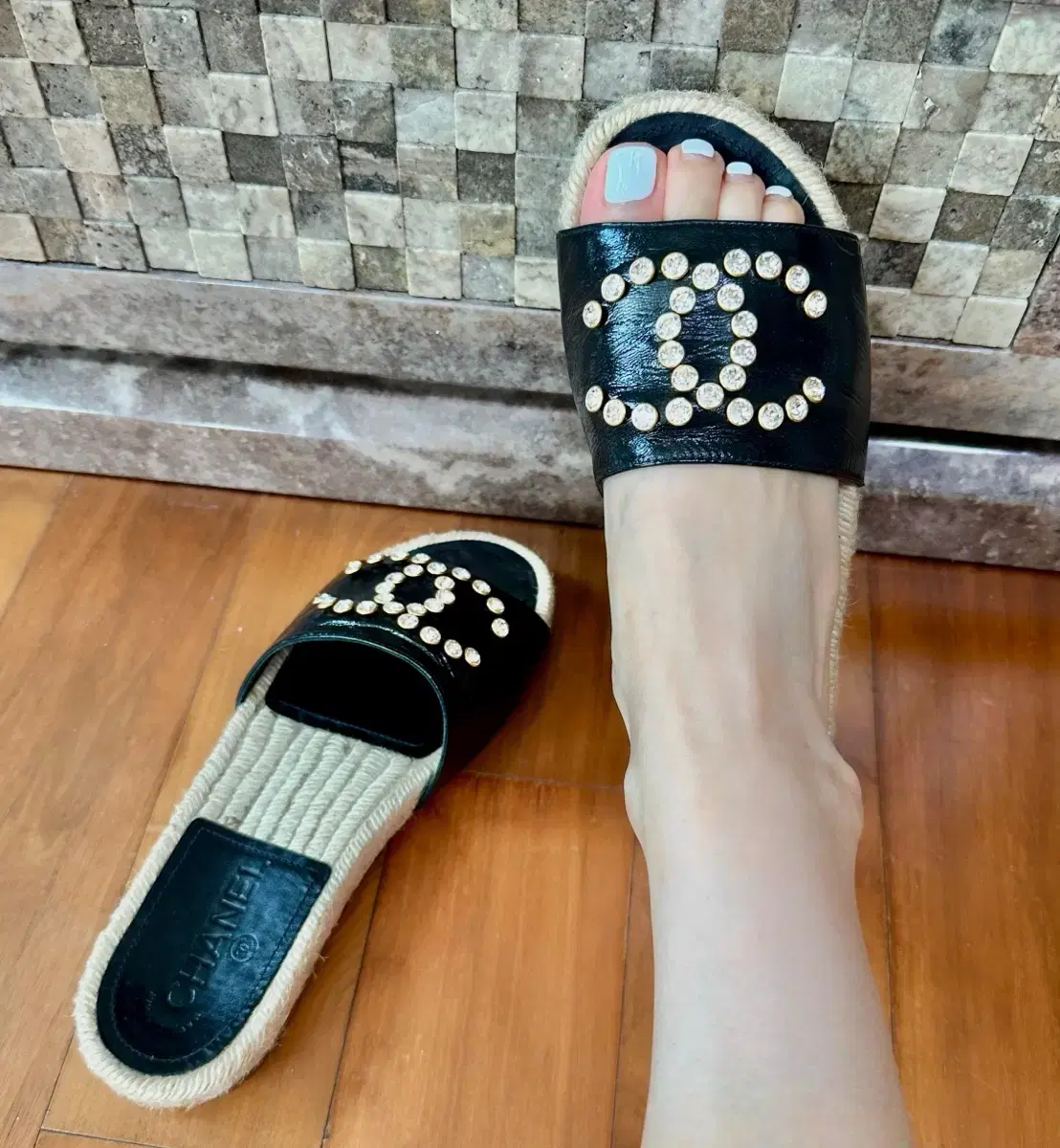 thumbnail-10